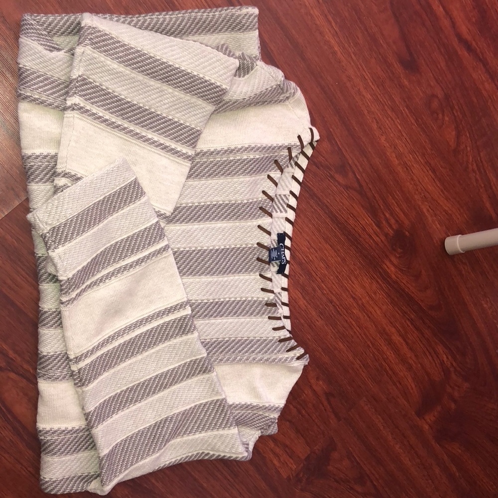 Chaps half  sleeve sweatshirt